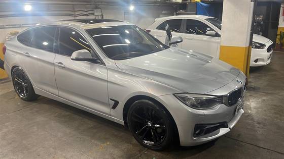 BMW 320i 2.0 GT SPORT 16V TURBO GASOLINA 4P AUTOMÁTICO BMW 320i 2.0 GT SPORT 16V TURBO GASOLINA 4P AUTOMÁTICO